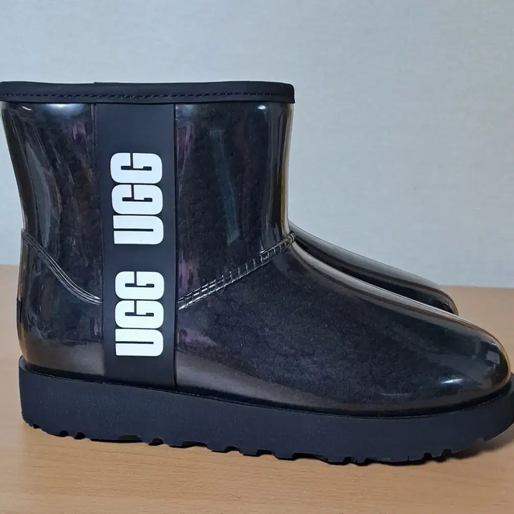 UGG 어그부츠 225-230 블랙