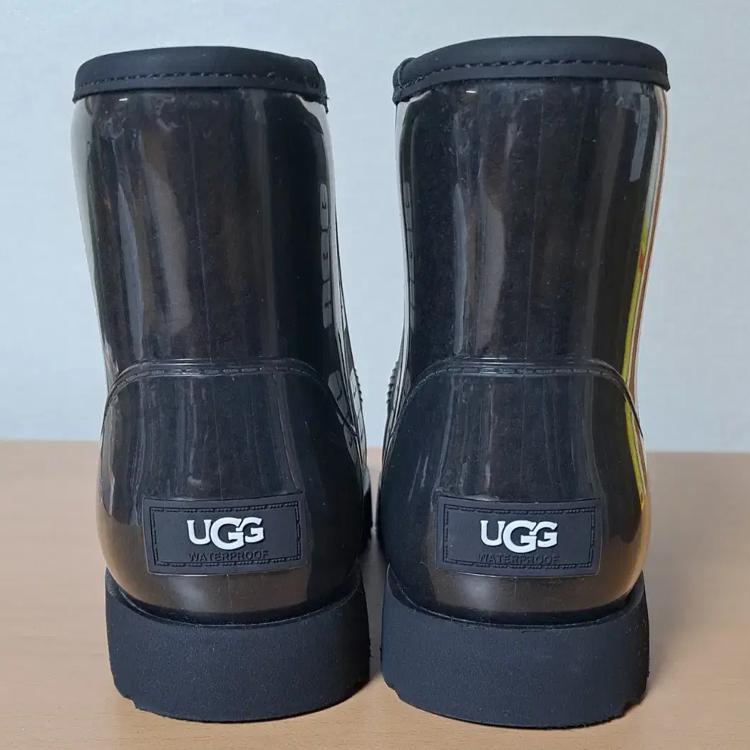 UGG 어그부츠 225-230 블랙