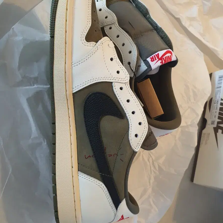 310)Jordan1  Travis ScottRetro Low OG SP