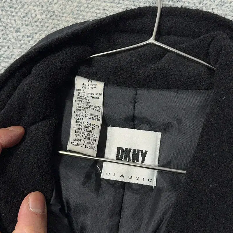 DKNY 블랙 테크웨어 구스다운 점퍼 자켓 M