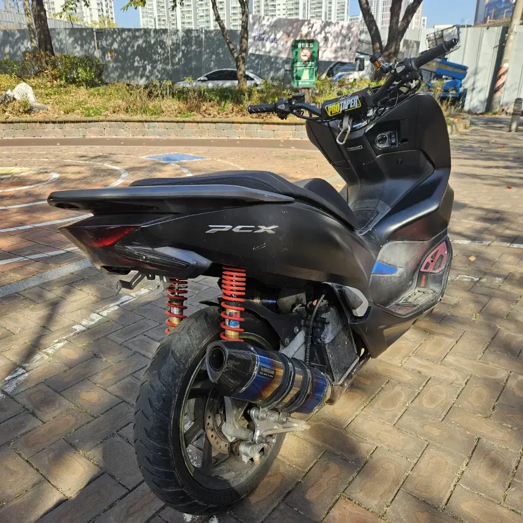 PCX 125 풀튜닝 (판매합니다!)