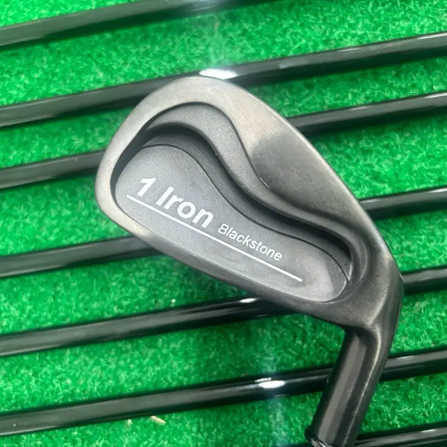 1iron blackstone 원랜스아이언 9아이언세트 중고 판매합니다.