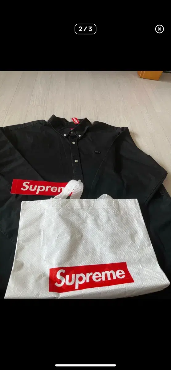 Supreme 스몰로고 블랙셔츠