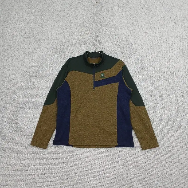 Blackyak Khaki Logo Functional Vahn Long Sleeve Tee 105