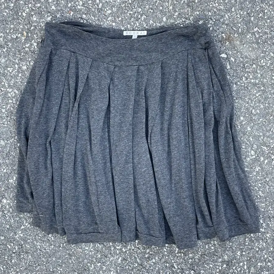 KOOKAI Gray Skirt