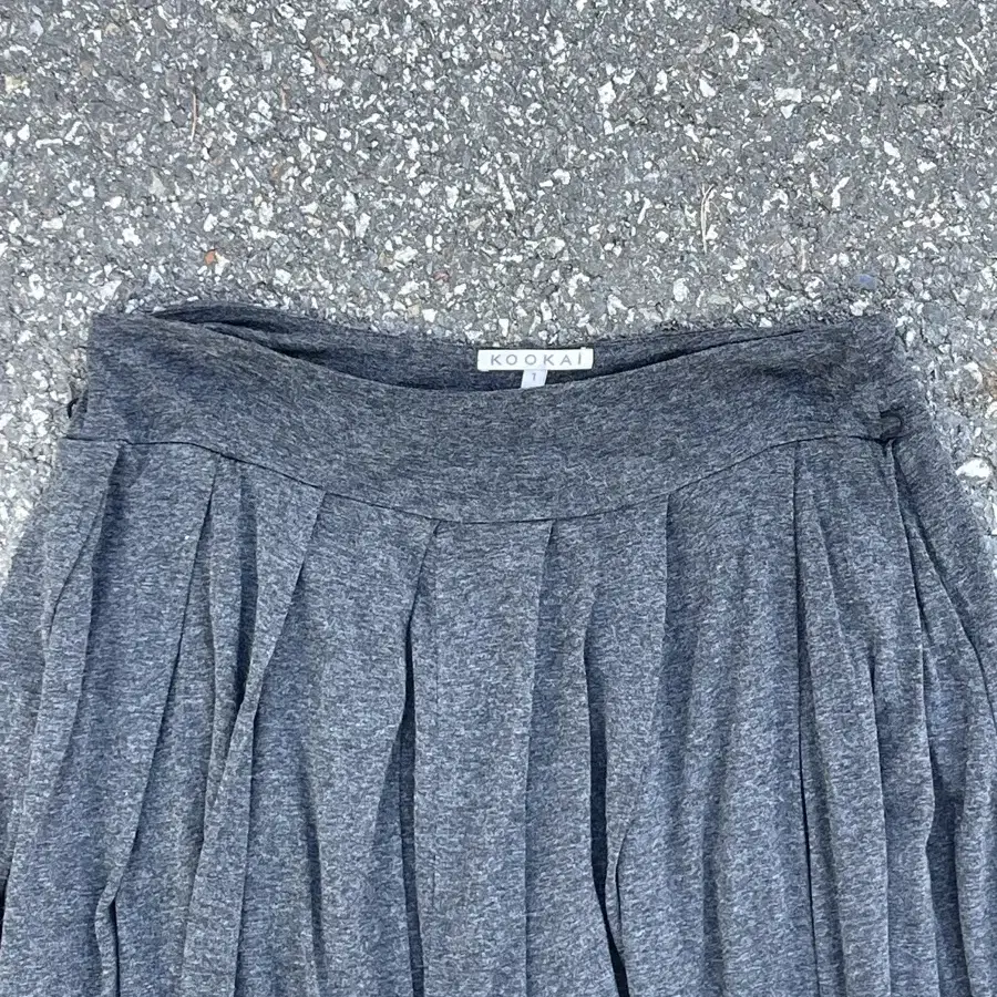 KOOKAI Gray Skirt