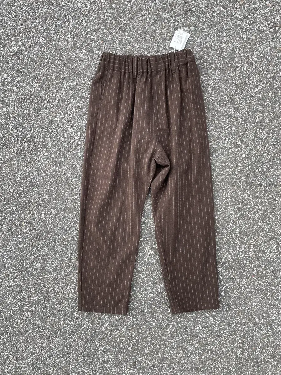 220,000원 새상품 Brown Pants