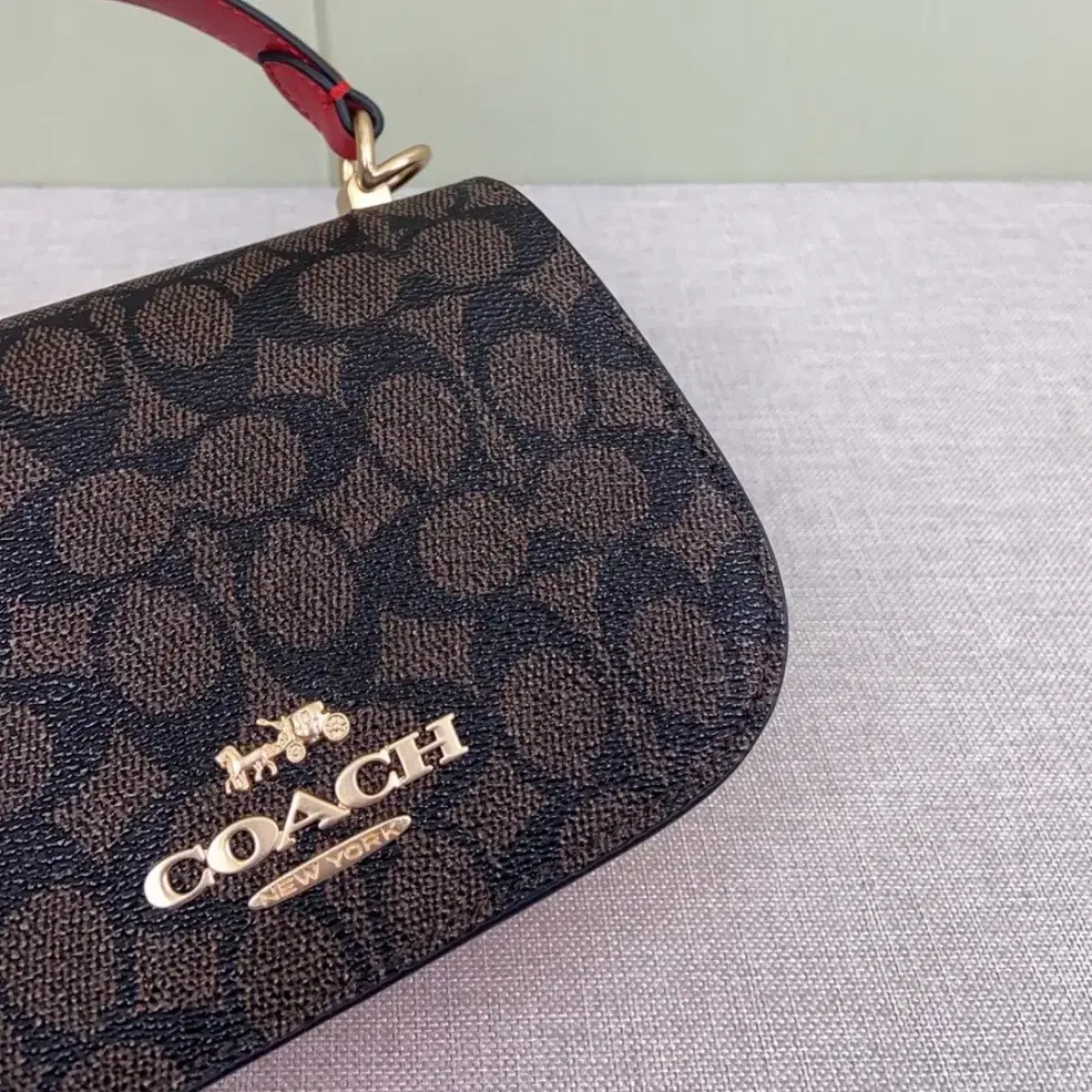 코치 COACH CX809 여자 가방 시그니쳐 Lysa 탑 핸들 크로스백