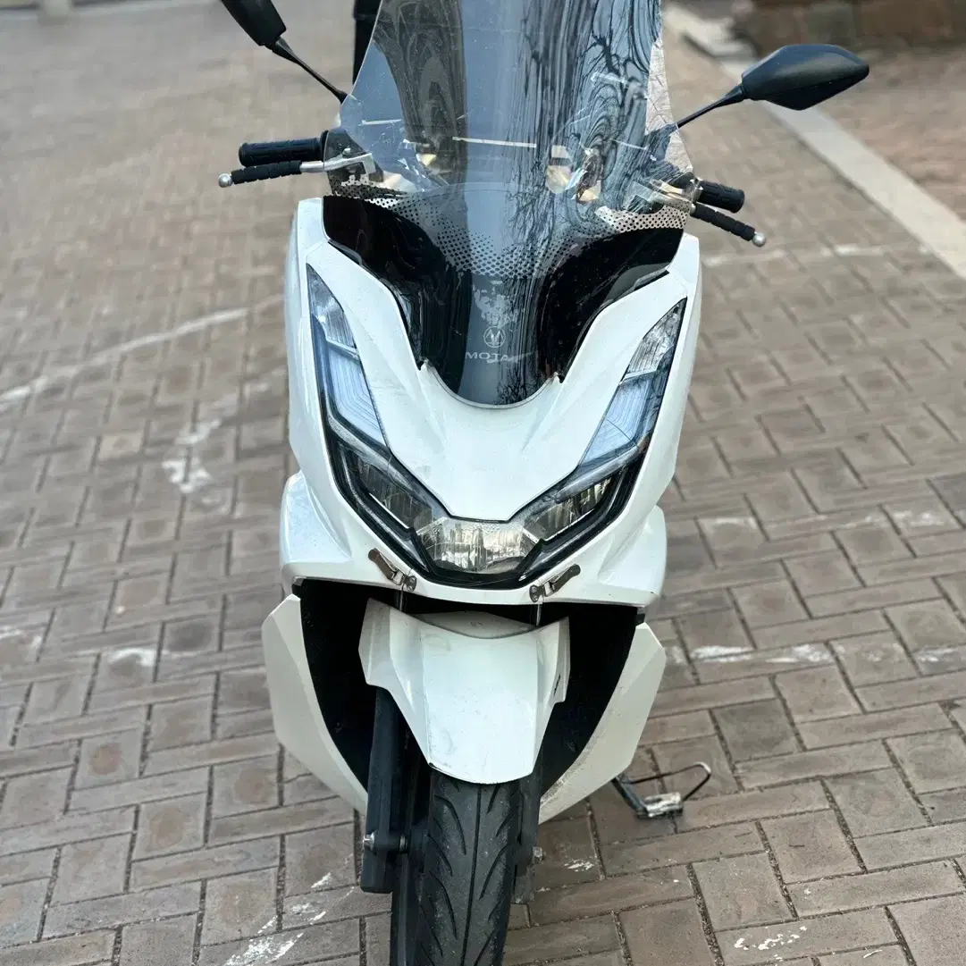 pcx125 (22년식판매합니다!)