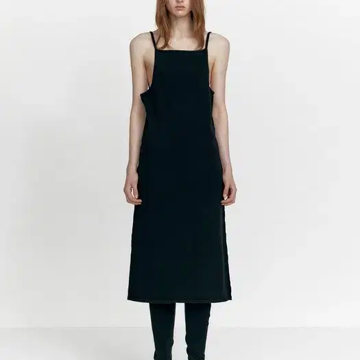 스튜디오 테이블 CASH SLEEVELESS DRESS, BLACK