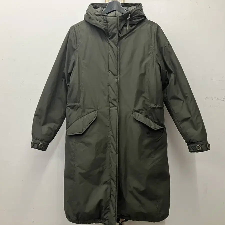 2 노스페이스(THE NORTH FACE) 구스 패딩 M(90)