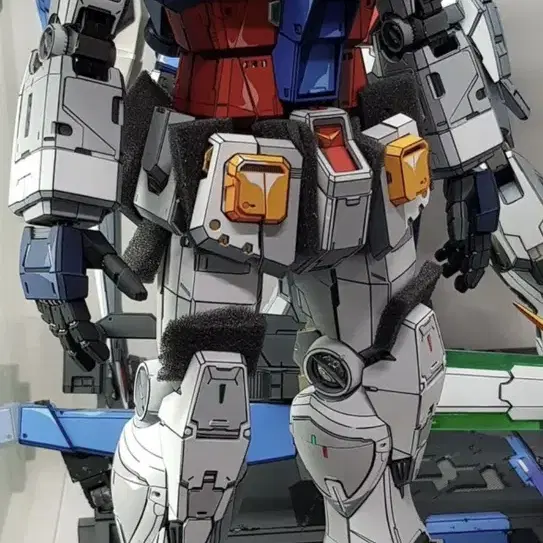 PG UNLEASHED RX-78-2 건담 애니메이션 도색 버전 판매