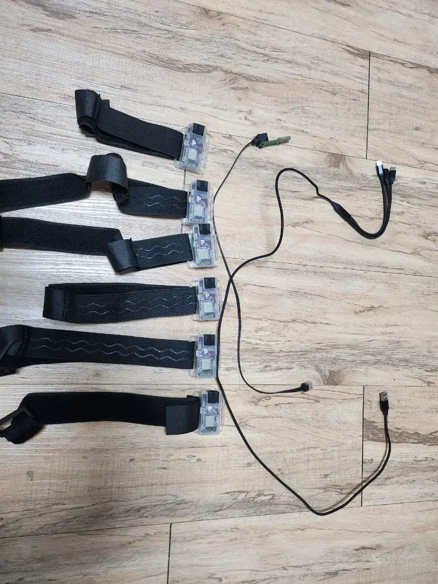 I have 6 Oculus 2 / Slime Trekkers for sale.