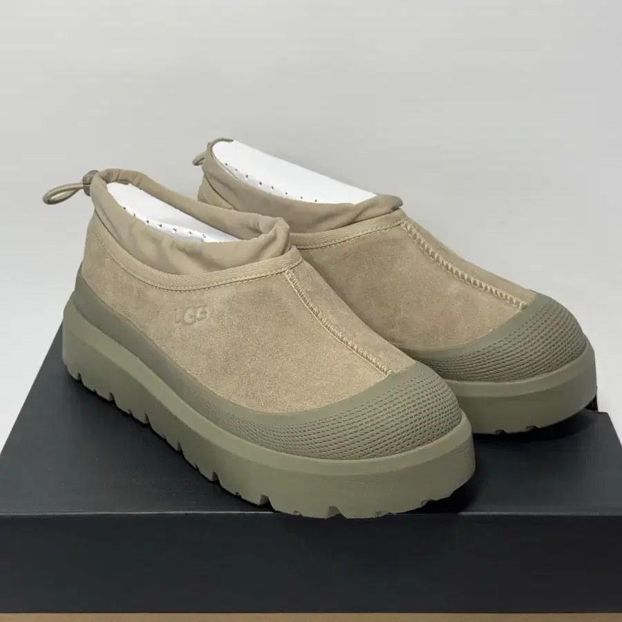 어그 UGG 타스만 웨더 하이브리드 올리브 270mm 겨울부츠