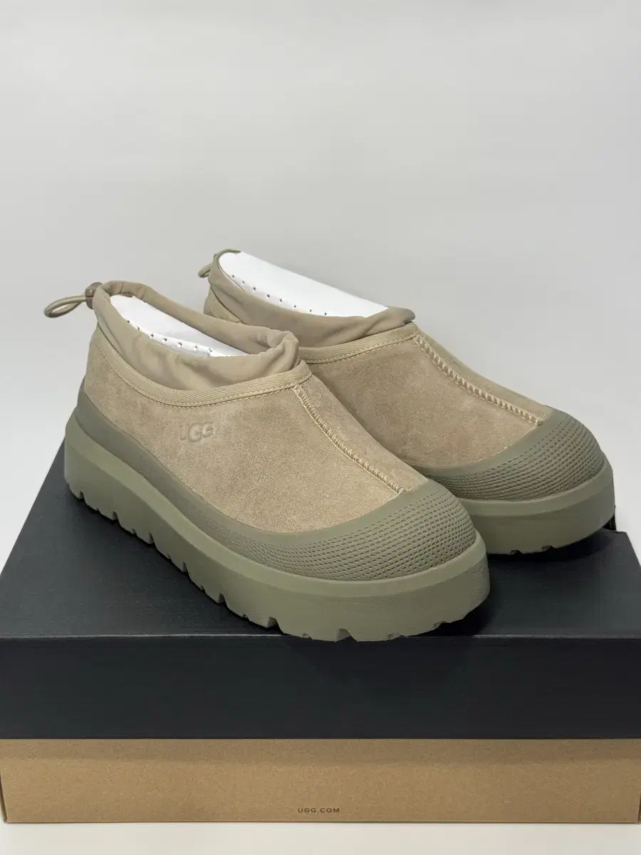 어그 UGG 타스만 웨더 하이브리드 올리브 270mm 겨울부츠