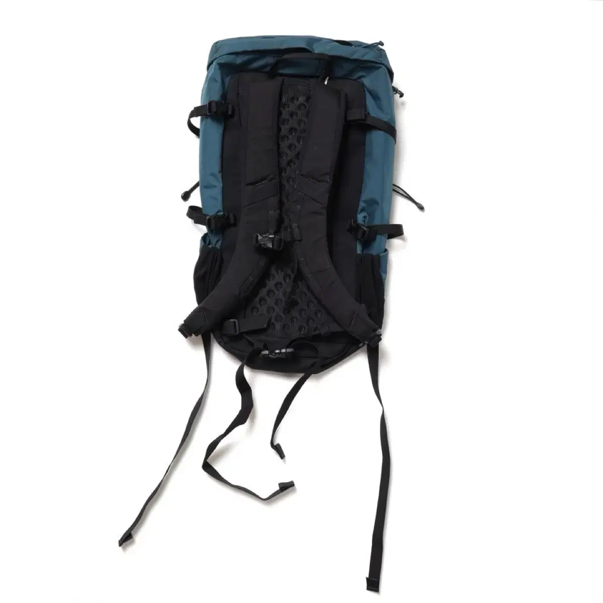 ARCTERYX BRIZE 25L