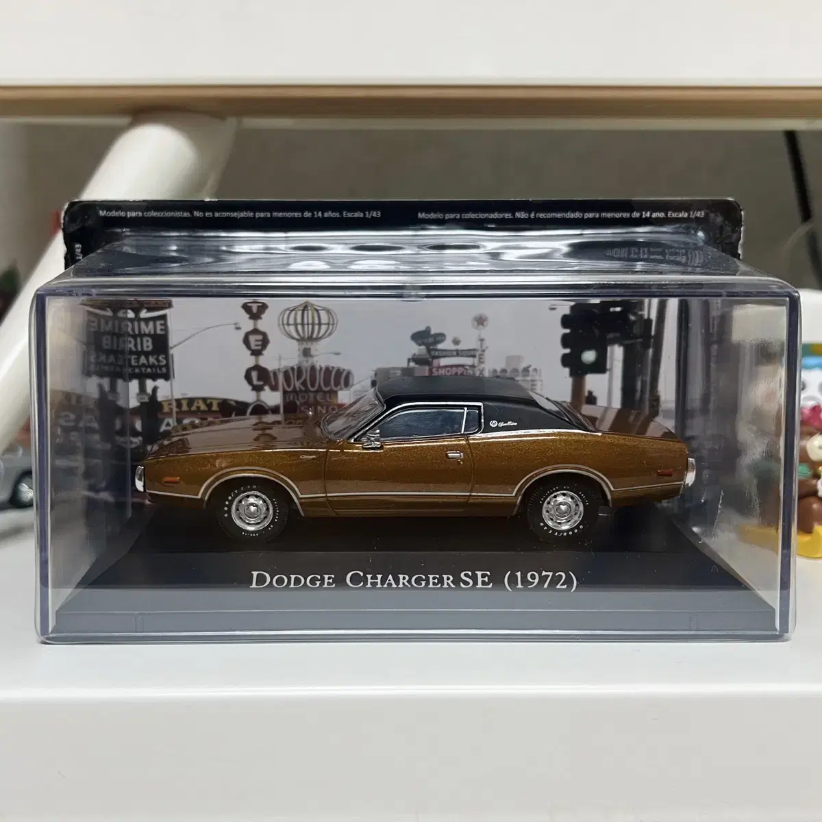 1:43 Dodge Charger SE 1972 Vintage Muscle Car Diecast