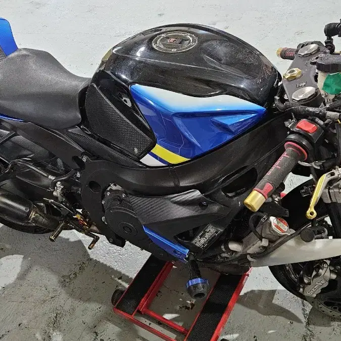 스즈키 gsx r600 부품차