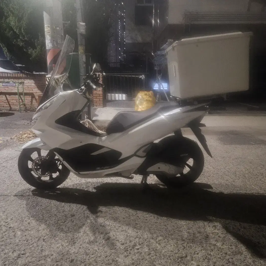 pcx125 19년식 판매합니다~