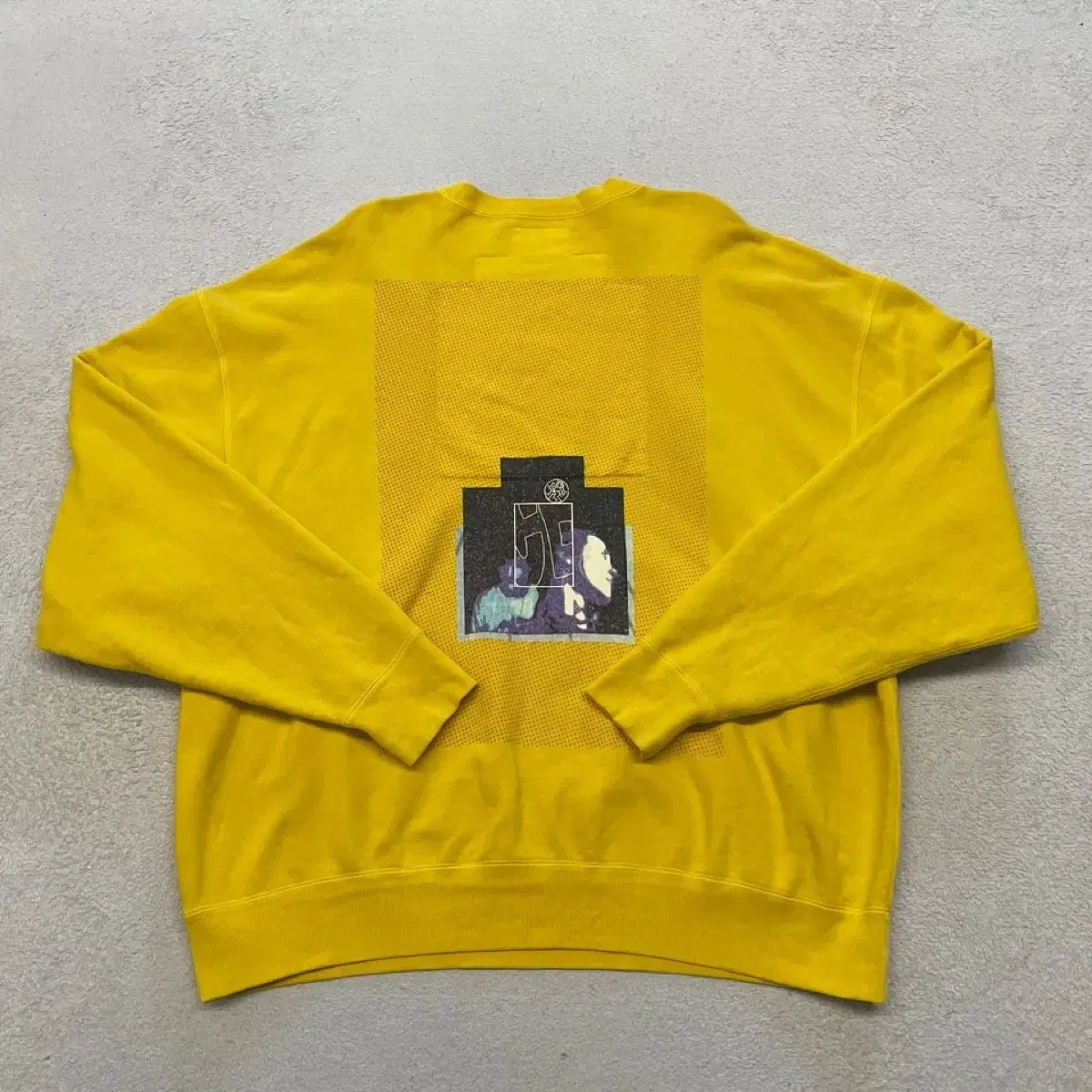 cav empt 카브엠트 맨투맨 w8229