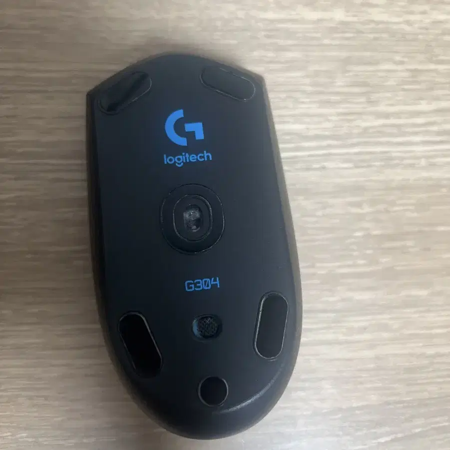 G304