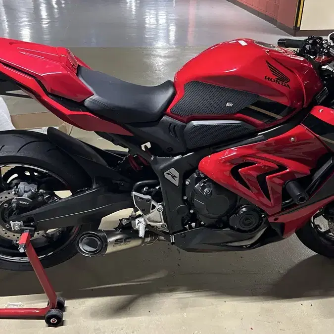 Cbr650r 판매합니다 23년식