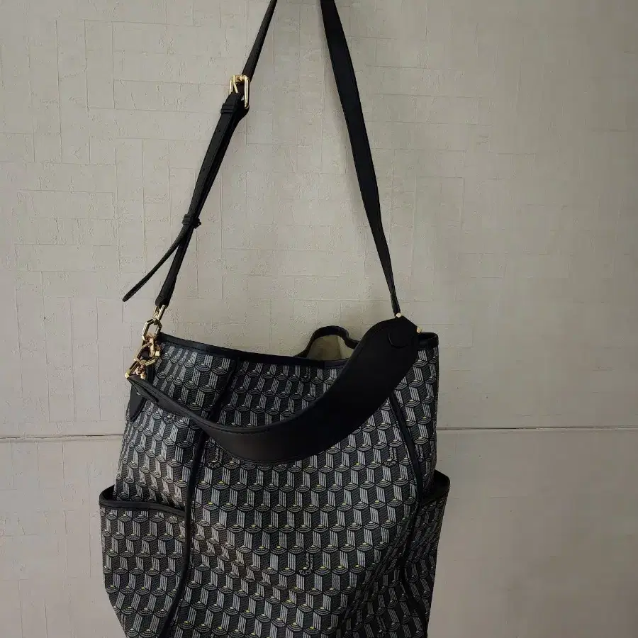 Cesare Paciotti 4US Crossbody Shoulder Bag Bag Genuine on