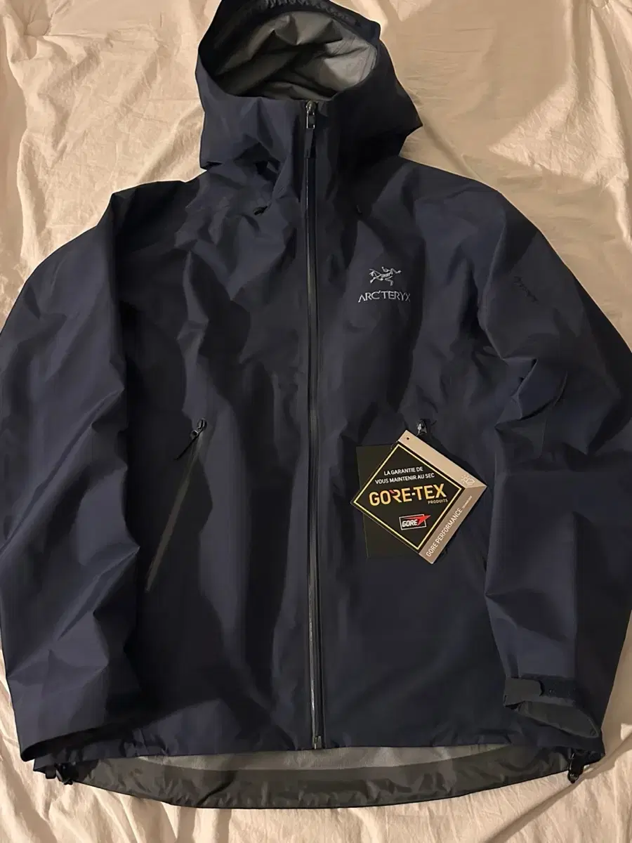 [M] Arcturix Beta LT Jacket Black Sapphire