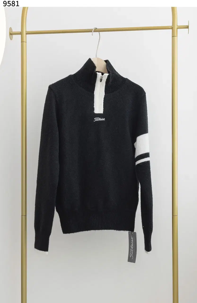 여성골프웨어 HALF ZIP SWEATER 신상입고