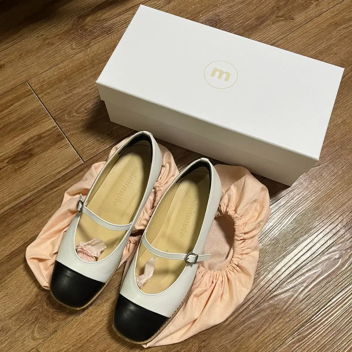 미닛뮤트 보우슈즈 bow shoes 230 믹스블랙