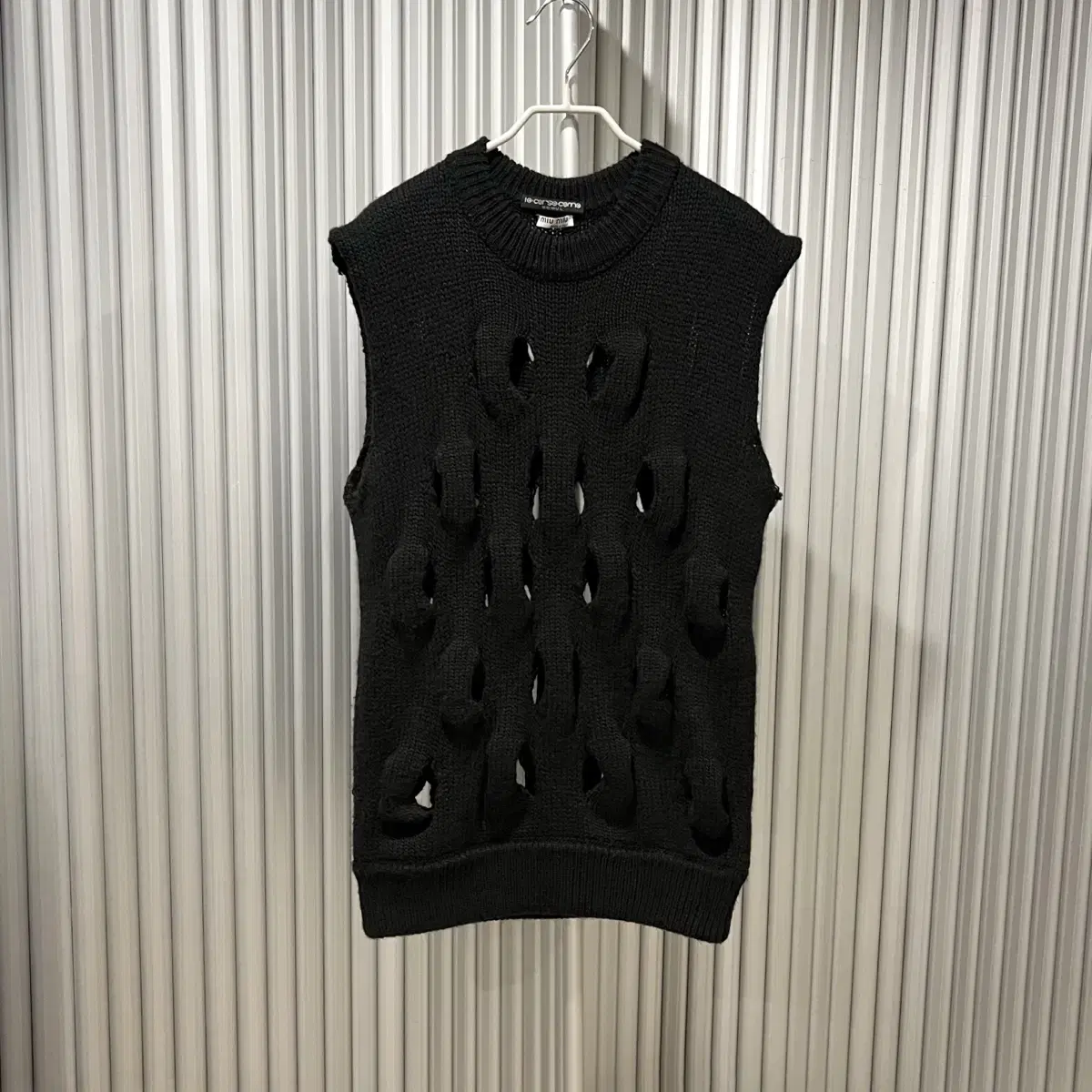 miumiu knit vest