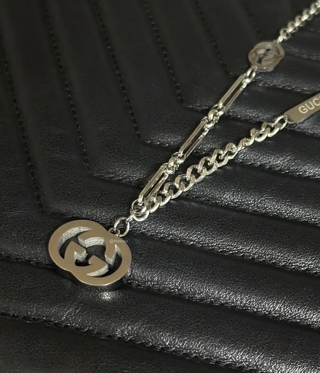 GG pendantPendant Necklace