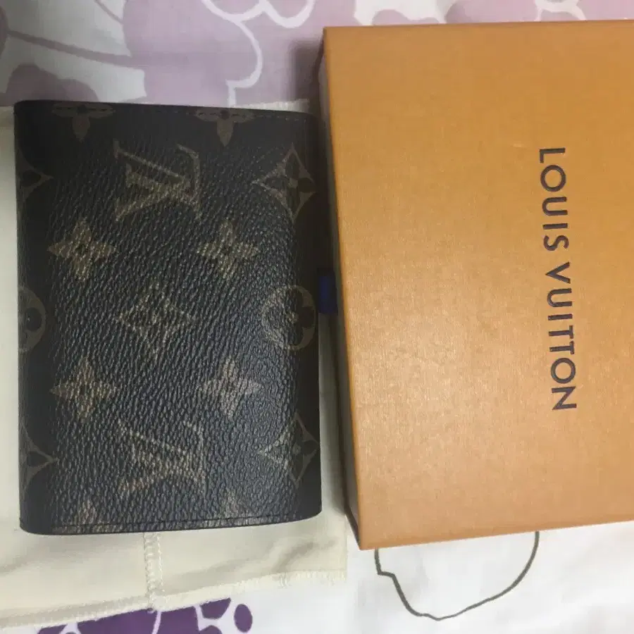 LOUIS VUITTON 루이비통 소지갑