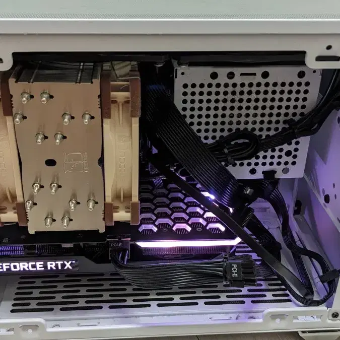 i7-11700/1TB/32gb/rtx3060ti/570보드/미니PC