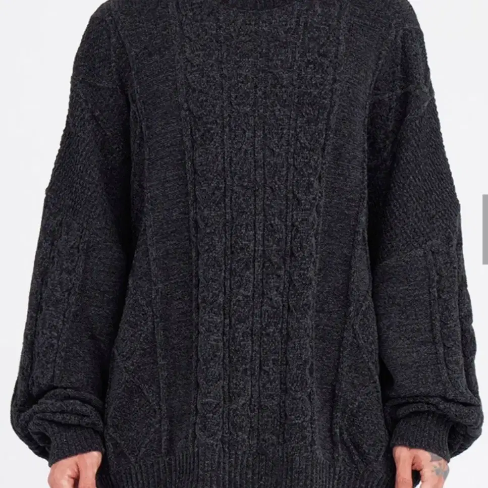 Velvet Cable Stitch Sweater [CHARCOAL]