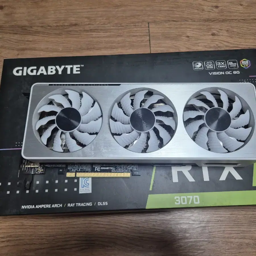 기가바이트 RTX 3070 Vision OC 8G