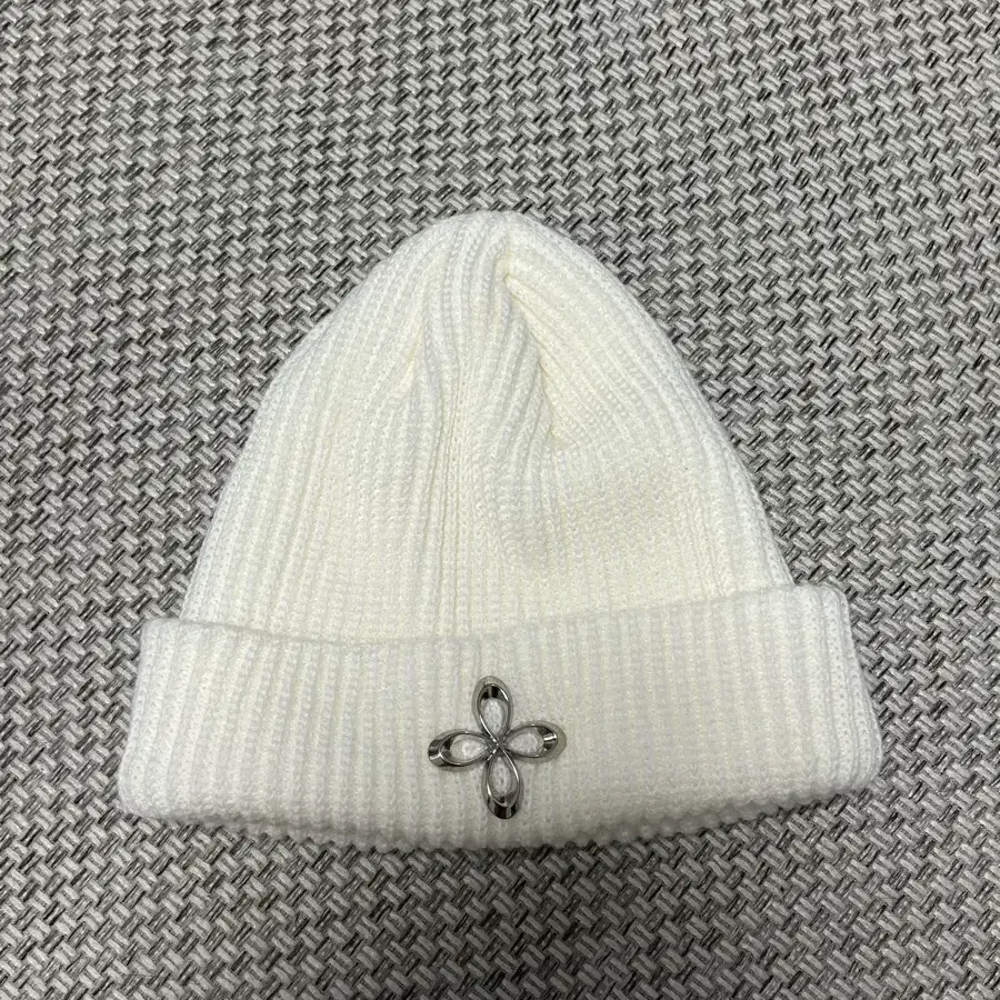 써저리 surgery clover logo beanie ver.2