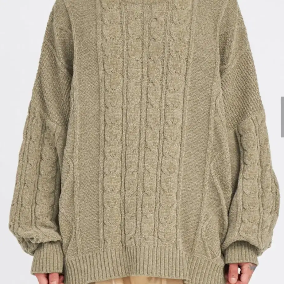 Velvet Cable Stitch Sweater [BEIGE]