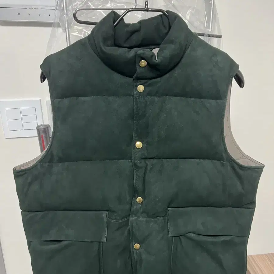 A.PRESSE 아프레쎄 24AW Suede Down Vest 스웨이드