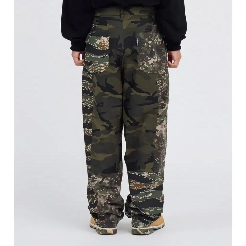 Camouflage Mixed Pants [KHAKI]