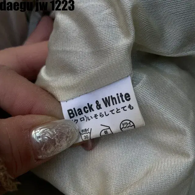 XL BLACK&WHITE ZIPUP 블랙앤화이트 집업