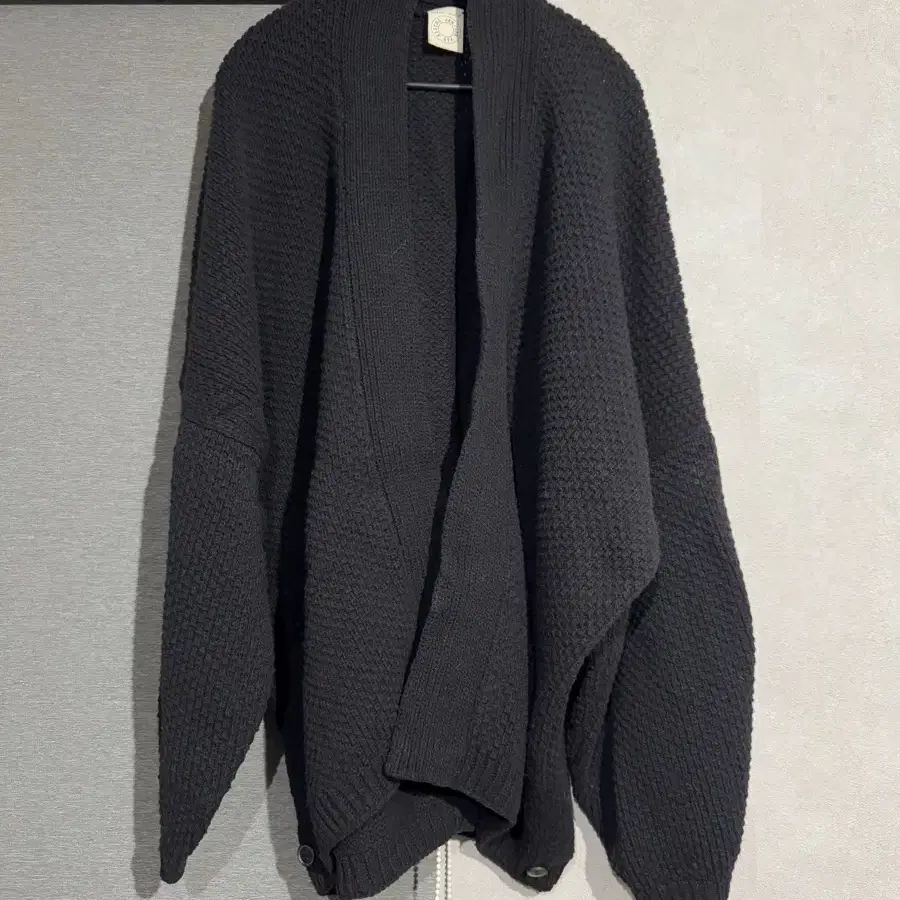 얀 얀 반 에쉐 / 21FW Wide Cardigan Knit