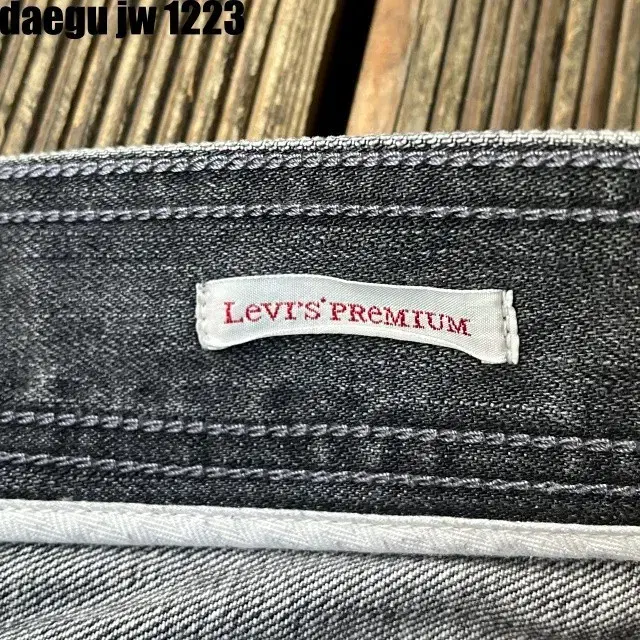 95-100 LEVI STRAUSS & CO PANTS 리바이스 청바지