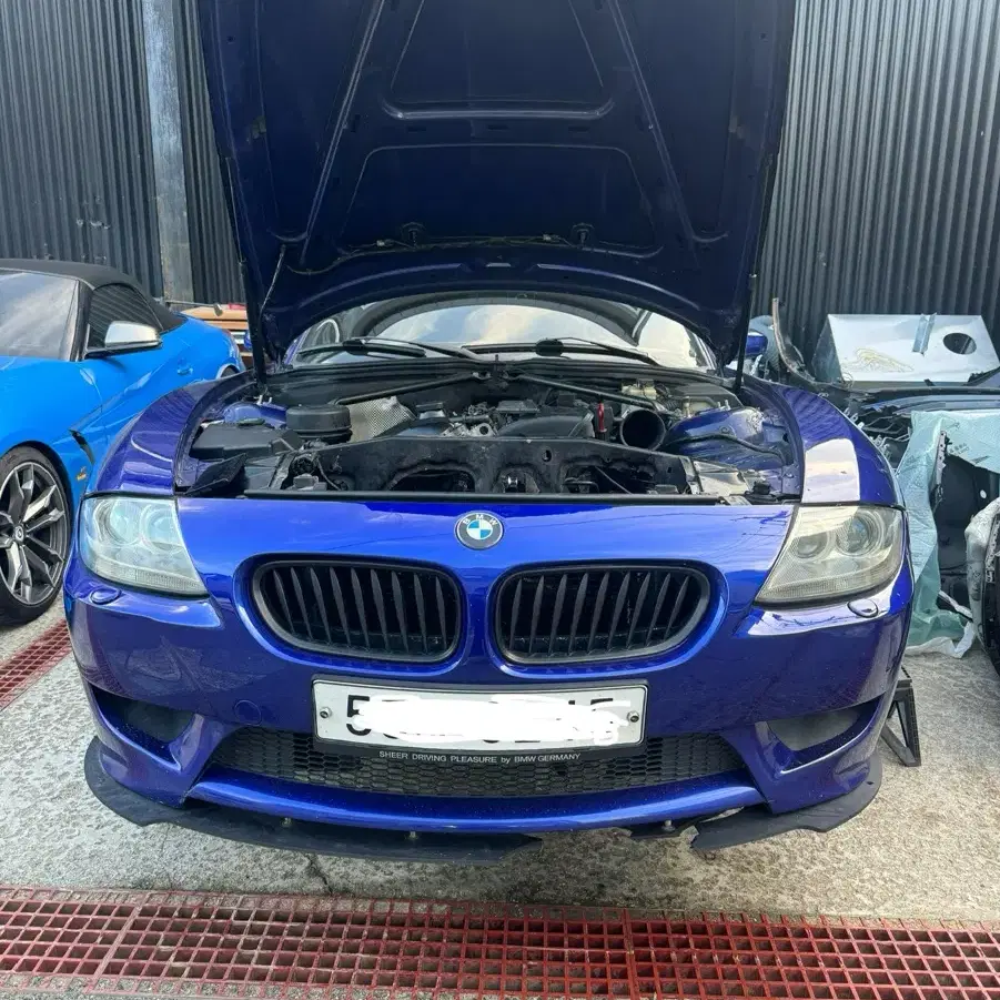 E85 Z4 M범퍼 팝니다.