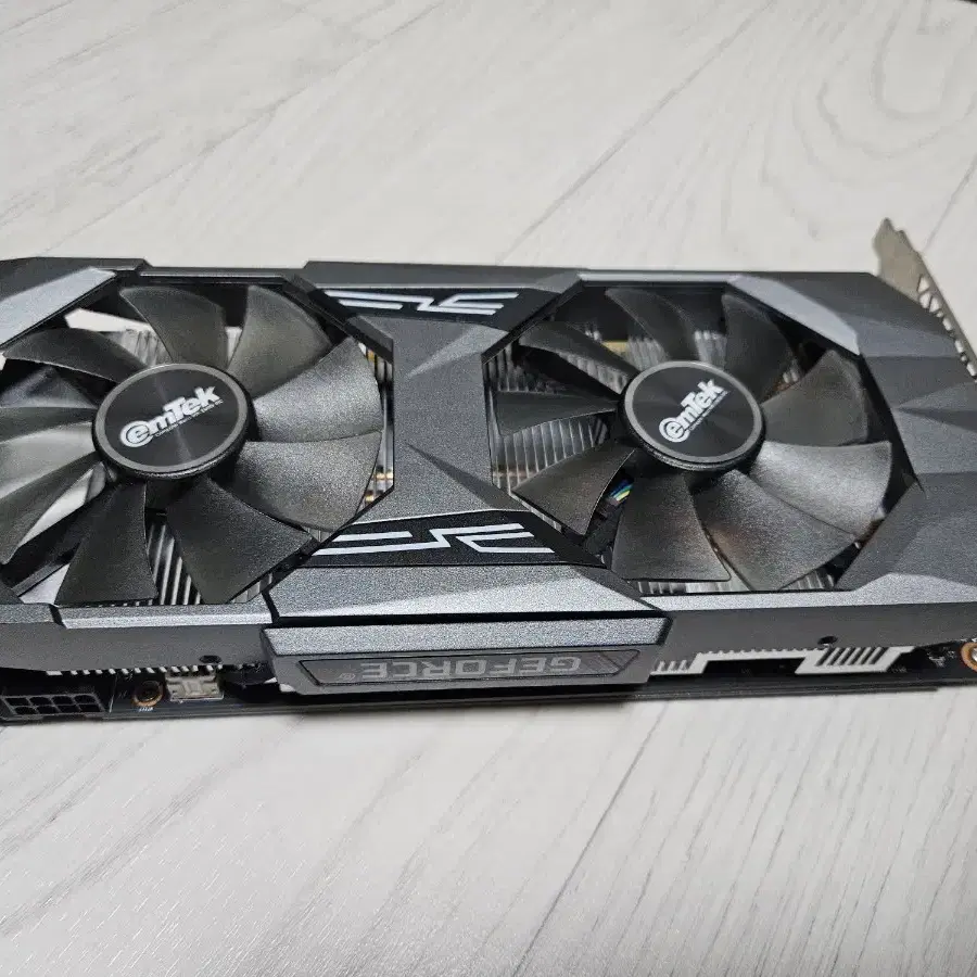 gtx1660super 이엠텍