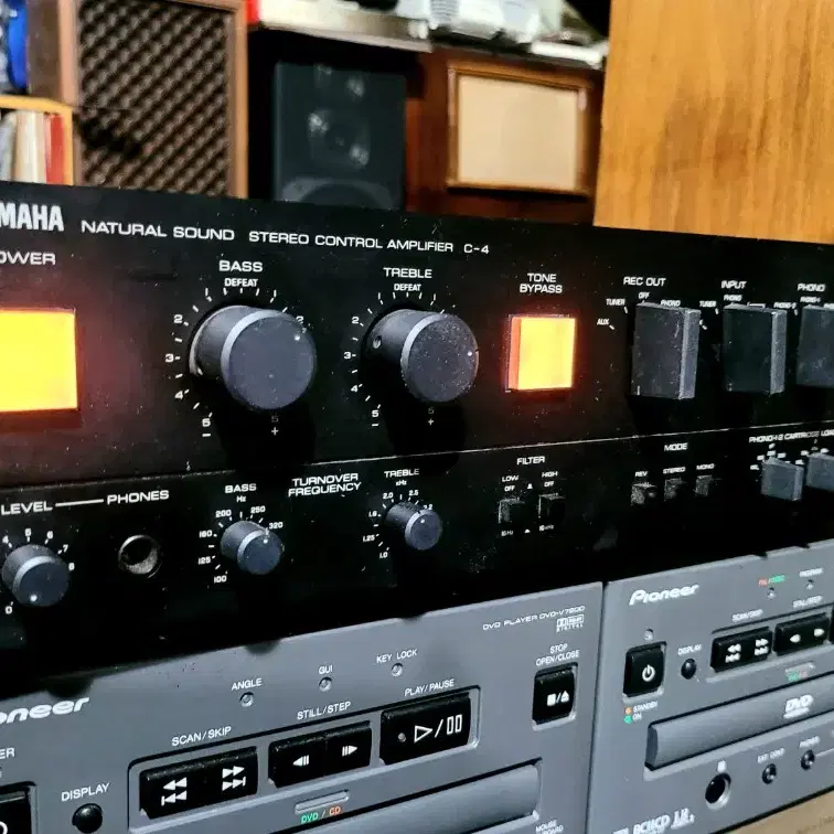 *YAMAHA C-4프리앰프