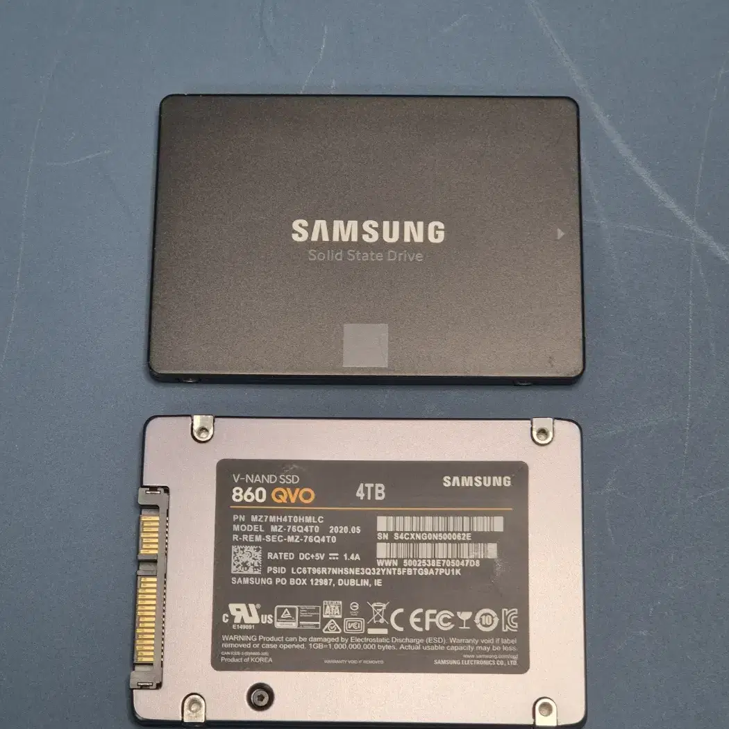 삼성 860 QVO 4TB SSD 판매합니다.