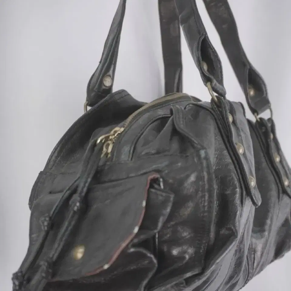 LUCA leather bag