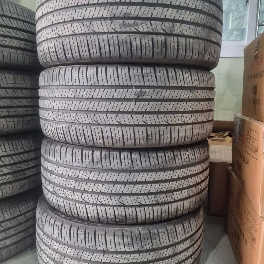 2454019 245/40R19 피렐리 AS 플러스3 중고타이어 4본