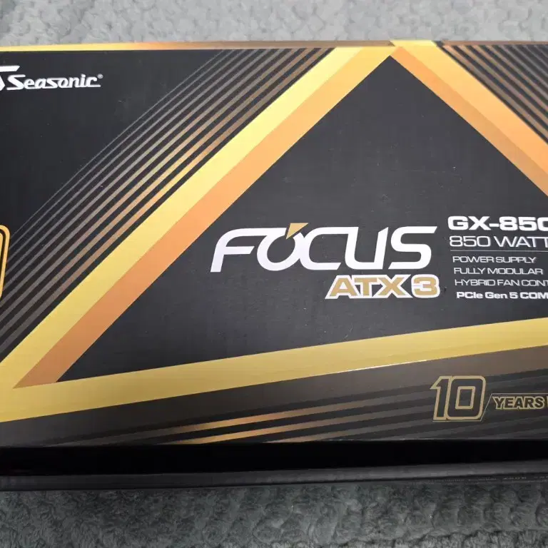 시소닉 NEW FOCUS V4 GX-850 GOLD 풀모듈러AT 급처!